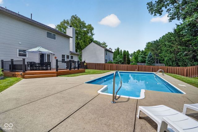 13895 Barnett Place, Fishers, IN 46038