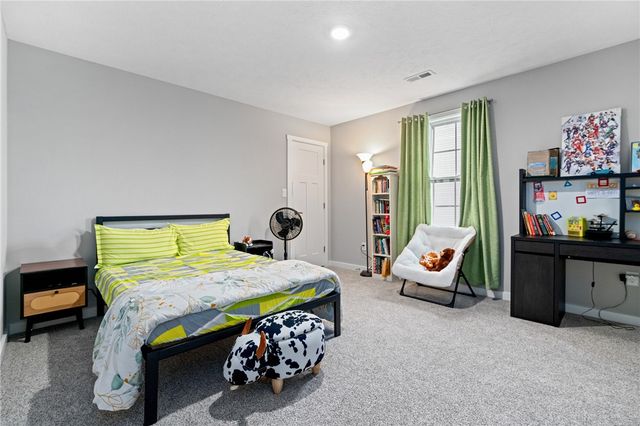 2013 Field Stone Drive, South Fayette, PA 15057