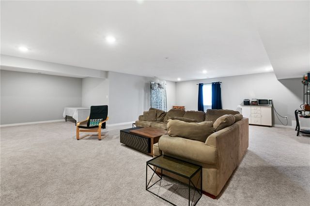 2013 Field Stone Drive, South Fayette, PA 15057