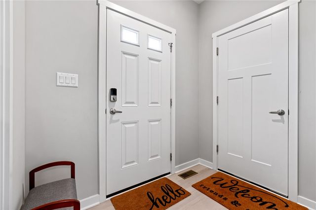 2013 Field Stone Drive, South Fayette, PA 15057