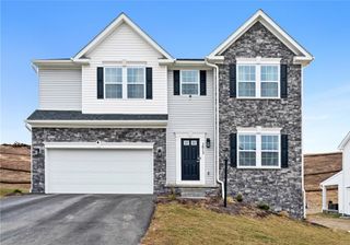 2013 Field Stone Drive, South Fayette, PA 15057