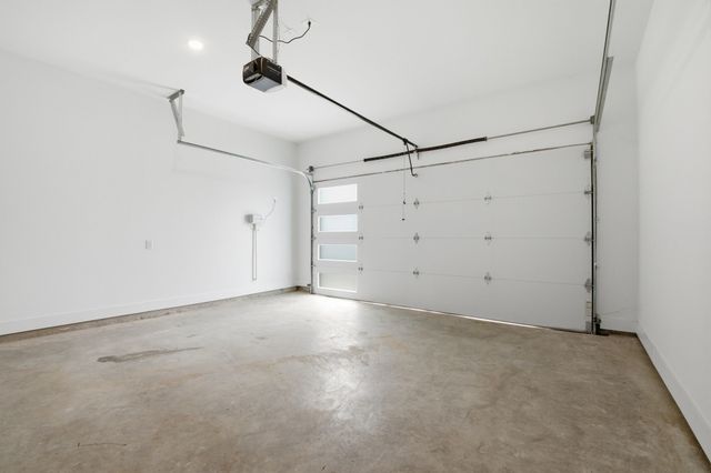 521 W Walker Street, Denison, TX 75020