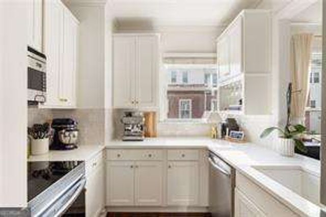 1170 N Highland Avenue NE B8, Atlanta, GA 30306