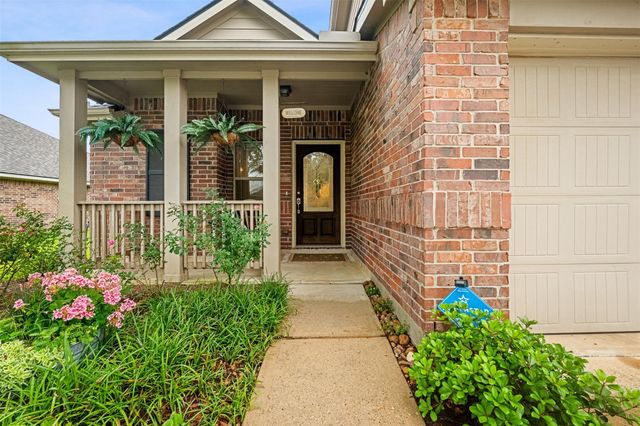 8735 Sunny Gallop Drive, Tomball, TX 77375