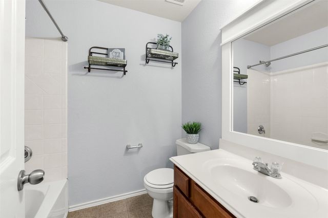 8735 Sunny Gallop Drive, Tomball, TX 77375