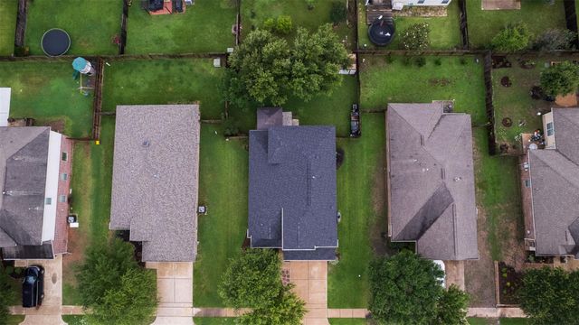 8735 Sunny Gallop Drive, Tomball, TX 77375