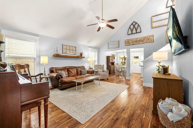 8735 Sunny Gallop Drive, Tomball, TX 77375