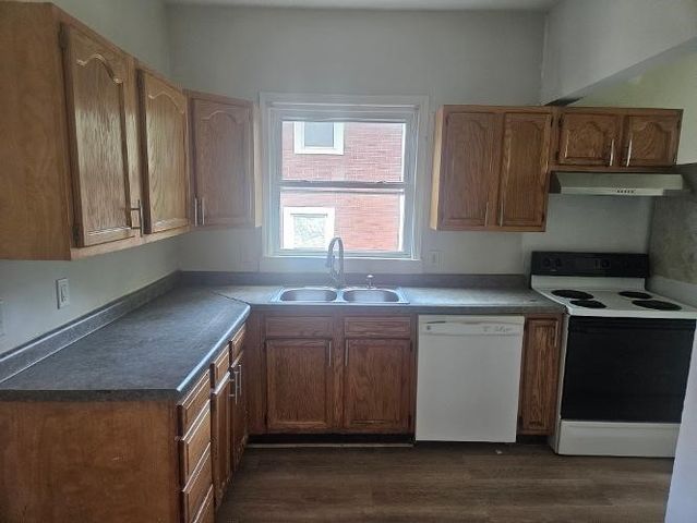 1241 4th Street, Des Moines, IA 50314