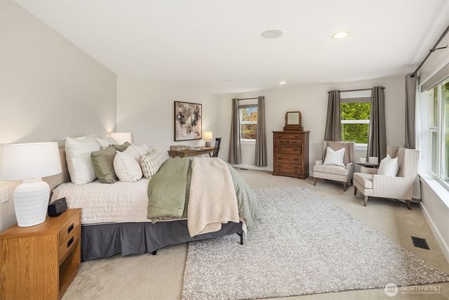 3516 224th Avenue NE, Redmond, WA 98053