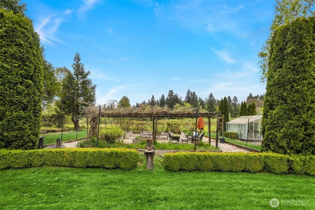 3516 224th Avenue NE, Redmond, WA 98053