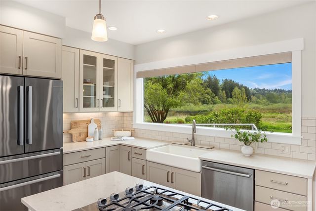 3516 224th Avenue NE, Redmond, WA 98053