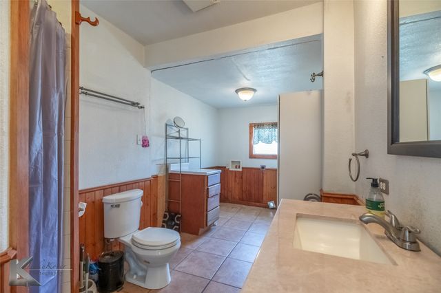 1507 Avenue M, Anson, TX 79501