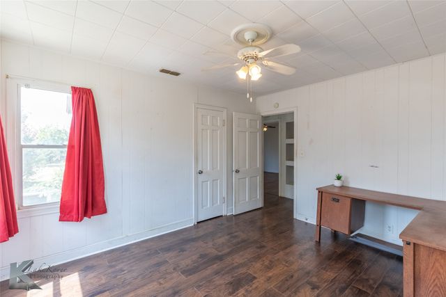 1507 Avenue M, Anson, TX 79501