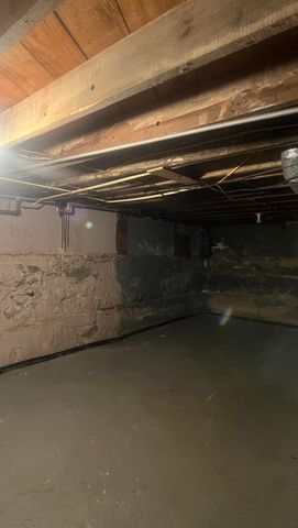 743 Nuebert Road, Flint, MI 48507