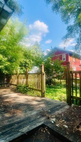 743 Nuebert Road, Flint, MI 48507