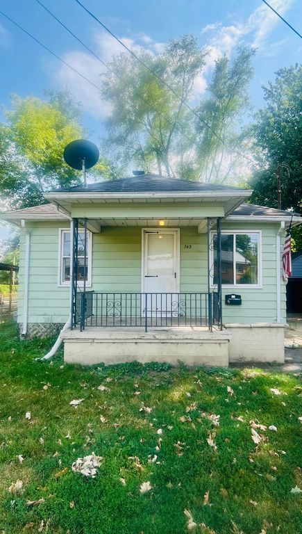 743 Nuebert Road, Flint, MI 48507
