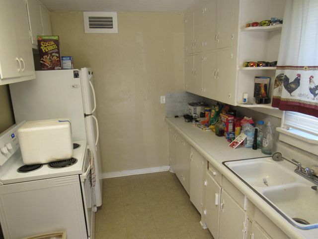 2314 & 2338 E Old Hwy 40, New Cambria, KS 67470