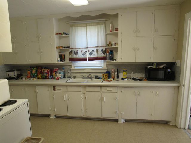 2314 & 2338 E Old Hwy 40, New Cambria, KS 67470