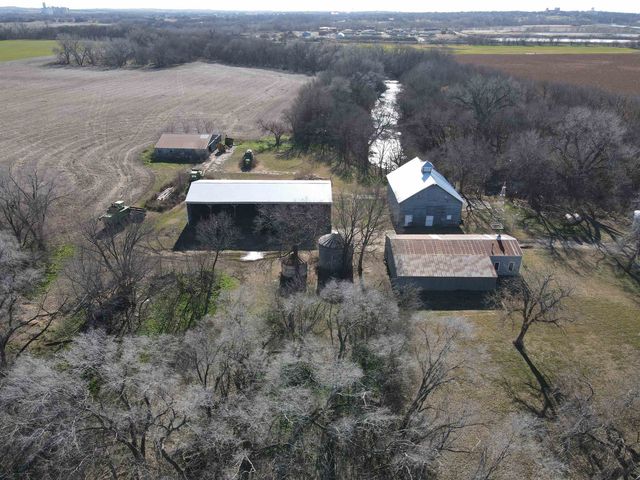 2314 & 2338 E Old Hwy 40, New Cambria, KS 67470