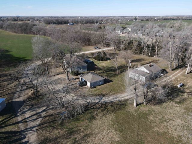 2314 & 2338 E Old Hwy 40, New Cambria, KS 67470