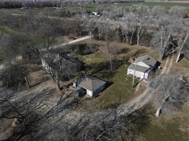 2314 & 2338 E Old Hwy 40, New Cambria, KS 67470
