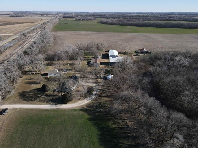 2314 & 2338 E Old Hwy 40, New Cambria, KS 67470
