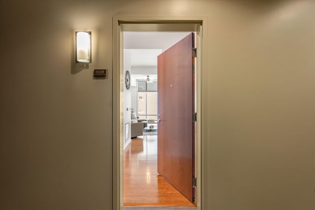 700 12th Ave S Unit 1109, Nashville, TN 37203