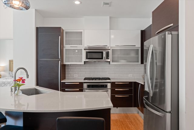 700 12th Ave S Unit 1109, Nashville, TN 37203