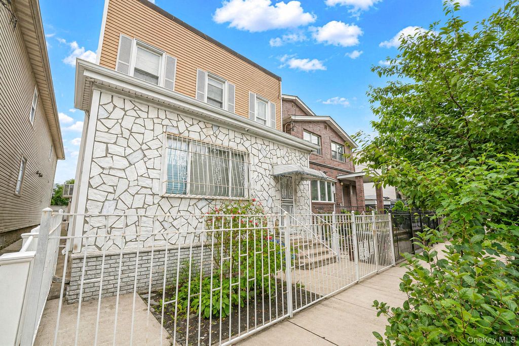 105 Hale Ave, Brooklyn, NY 11208 — photo 3