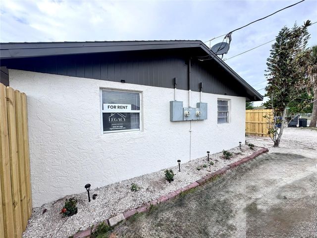 116 12TH STREET W, Palmetto, FL 34221