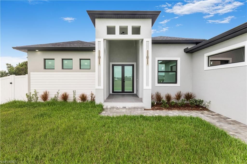 4330 34th ST, CAPE CORAL, FL 33993 — photo 2