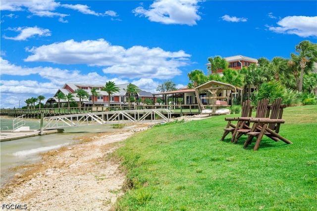 42999 Wiregrass LN, Punta Gorda, FL 33982