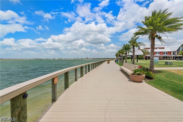 42999 Wiregrass LN, Punta Gorda, FL 33982
