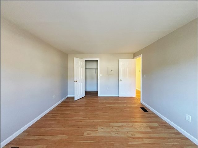 360 Littleton Rd D15, Chelmsford, MA 01824