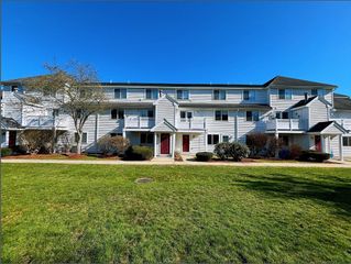 360 Littleton Rd D15, Chelmsford, MA 01824