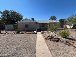 3312 E 27th Street, Tucson, AZ 85713
