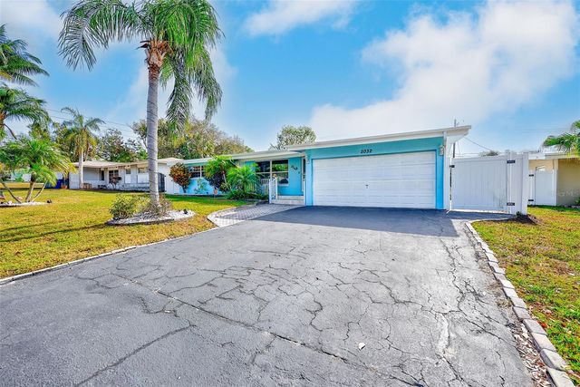 2032 GATEWOOD DRIVE, Largo, FL 33770