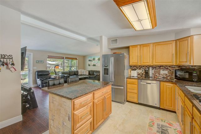 2032 GATEWOOD DRIVE, Largo, FL 33770