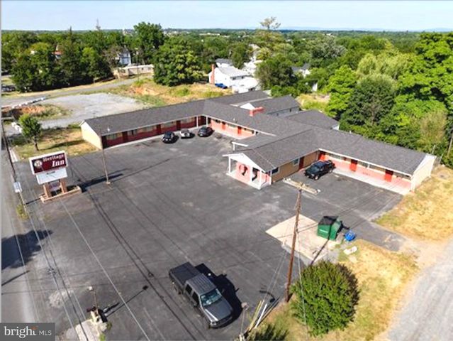 1024 WINCHESTER AVE, Martinsburg, WV 25401