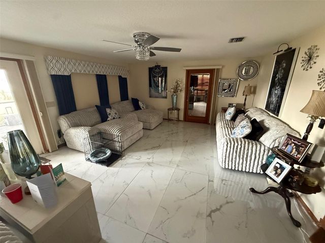 5720 PADGETT CIRCLE, Orlando, FL 32839