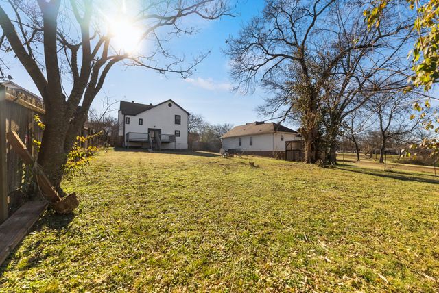 5928 Robertson Ave, Nashville, TN 37209