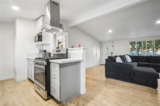 502 E Wilshire, Santa Ana, CA 92707