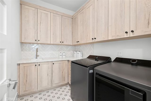 1423 Mariners Drive, Newport Beach, CA 92660