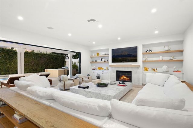 1423 Mariners Drive, Newport Beach, CA 92660