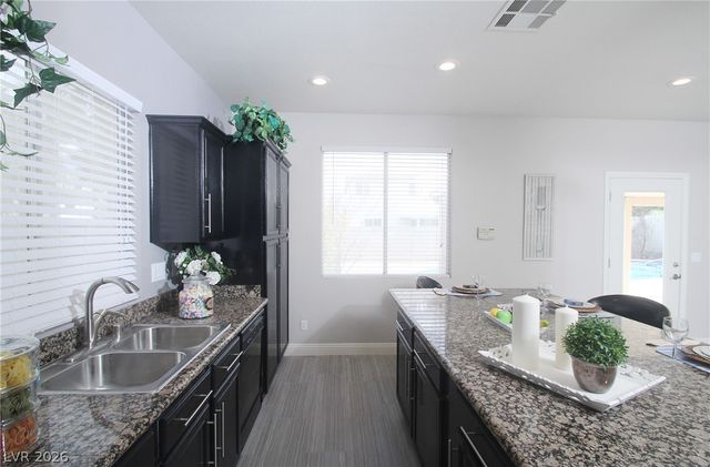 268 Single Petal Street, Henderson, NV 89074