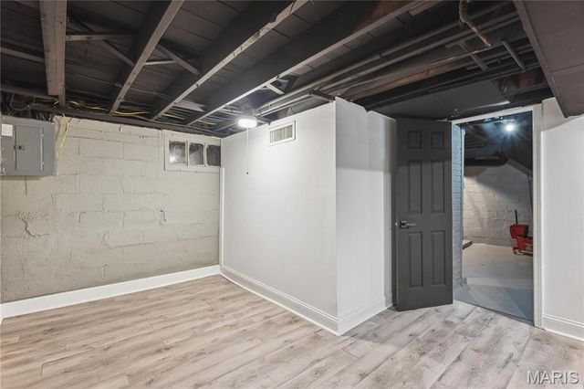 2808 Chadwick Drive, Bel-nor, MO 63121