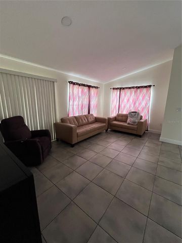 2127 W PERIO STREET 1, Tampa, FL 33612