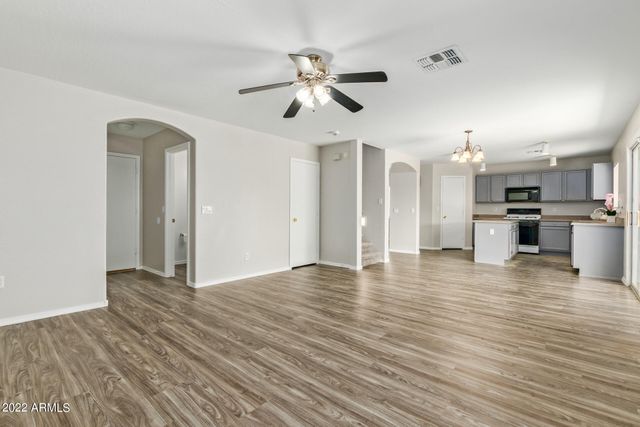 6537 W RIVA Road, Phoenix, AZ 85043