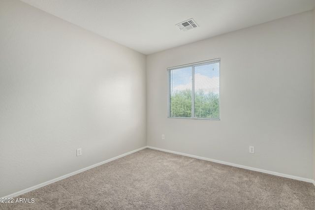 6537 W RIVA Road, Phoenix, AZ 85043