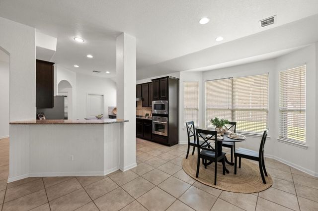 4924 Pyrenees PASS, Bee Cave, TX 78738